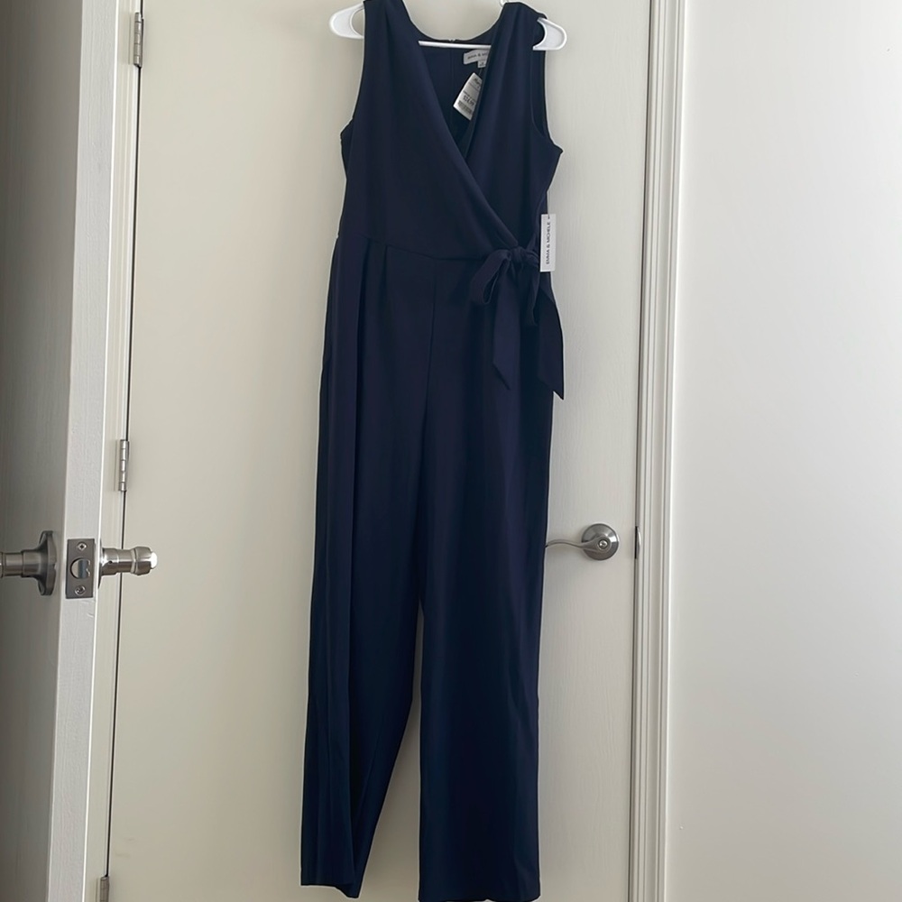 NWT Emma and Michele Navy Sleeveless Jumpsuit.  Size: 12